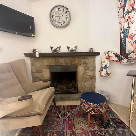 Hidden Garden Central And Quiet Rest Holiday home Vallromanes